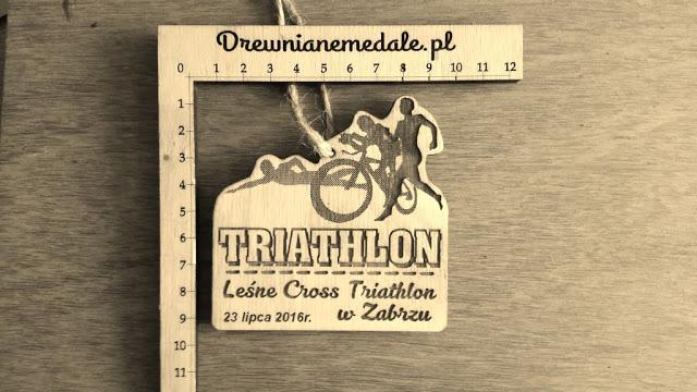 Drewniane medale na Leśne Cross Triathlon w Zabrzu