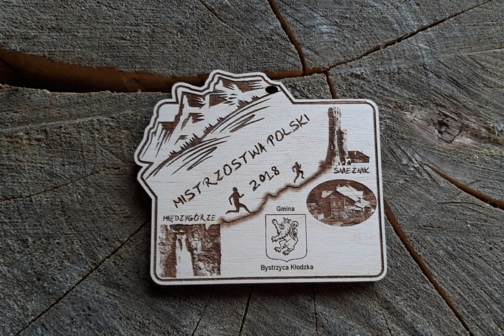 Mistrzostwa Polski – Międzygórze – Śnieżnik 2018 – drewniane medale Mistrzostwa Polski – Międzygórze – Śnieżnik 2018 – drewniane medale