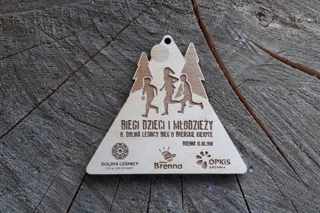 Drewniany medal: Biegi Dzieci i Młodzieży Drewniany medal: Biegi Dzieci i Młodzieży