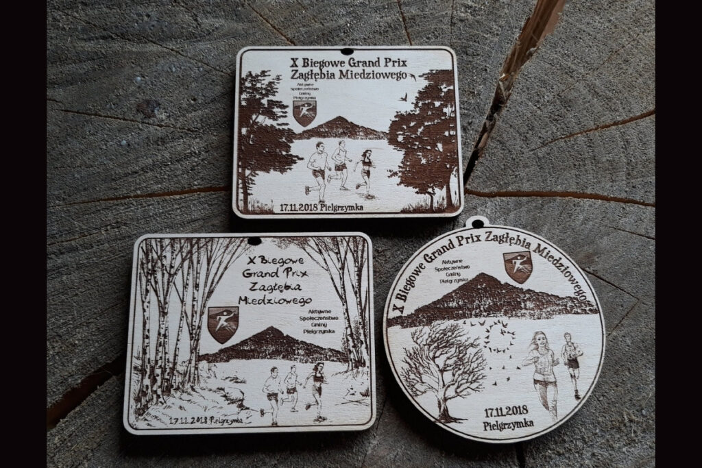 Personalizowane medale drewniane – Grand Prix Zagłębia Miedziowego Pielgrzymka, trofea jubileuszowe 2018.