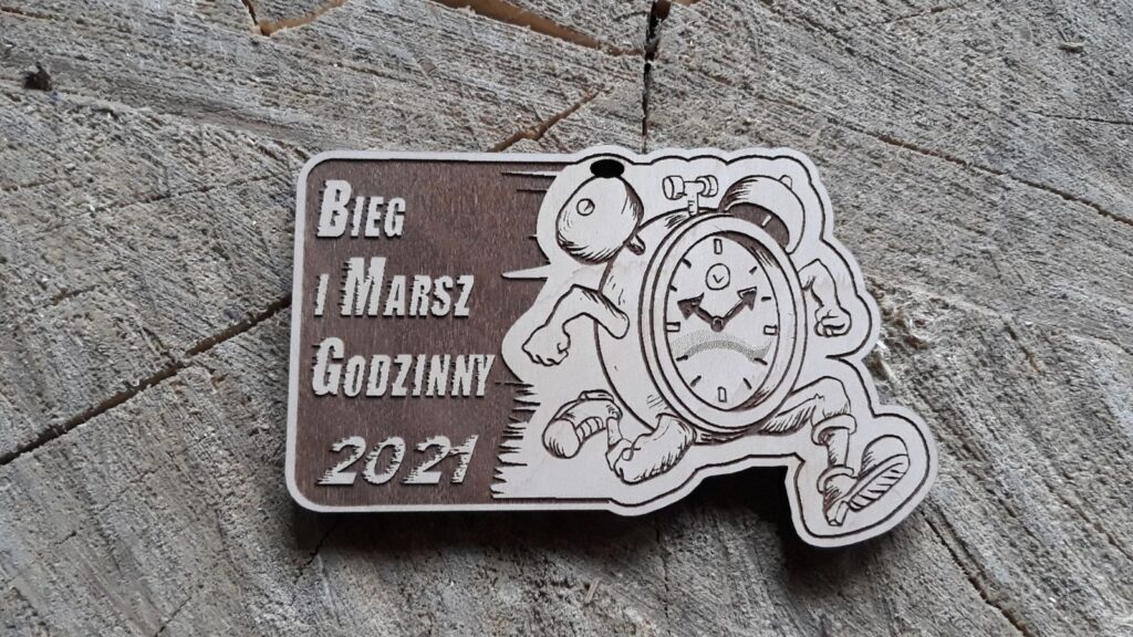 Bieg i Marsz Godzinny – drewniany medal
