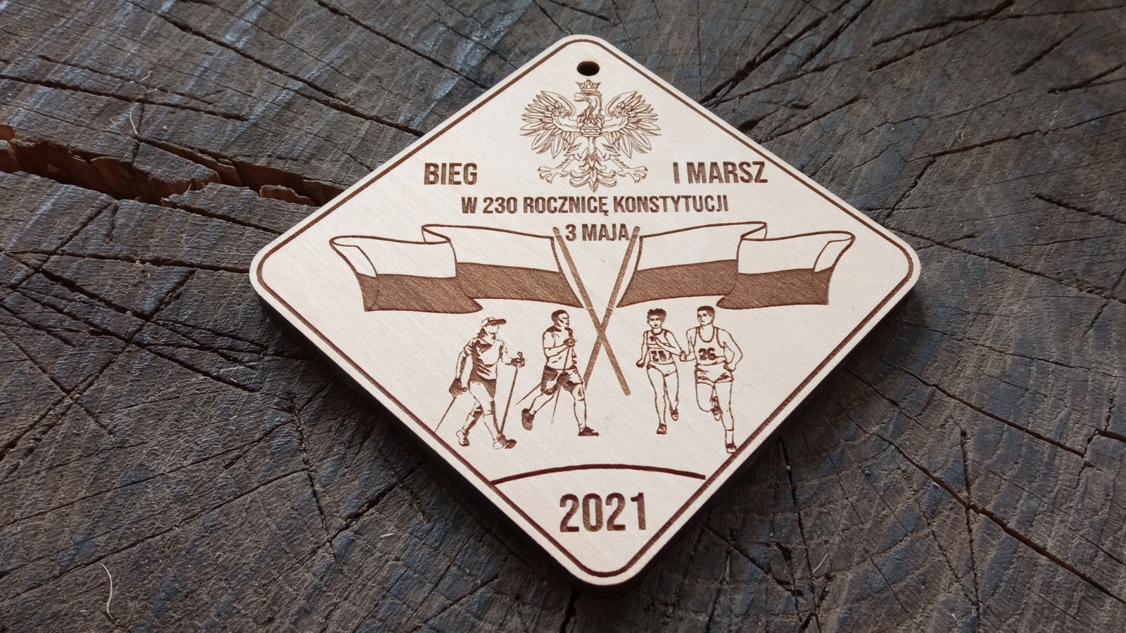 Drewniany medal na Bieg i Marsz w 230 rocznicę Konstytucji 3 maja