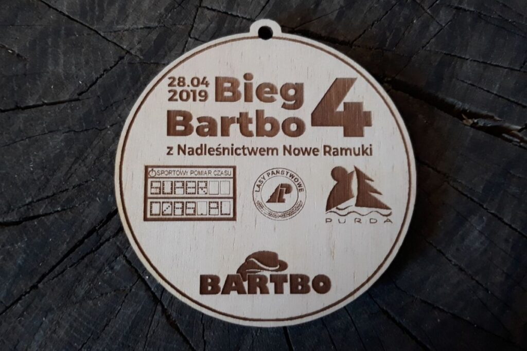 4 Bieg Bartbo – okrągły drewniany medal 4 Bieg Bartbo – okrągły drewniany medal