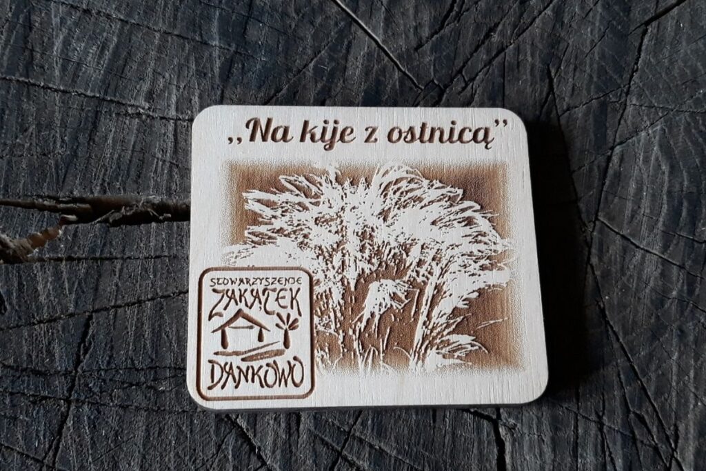 Na Kije z Ostnicą – medal kwadratowy