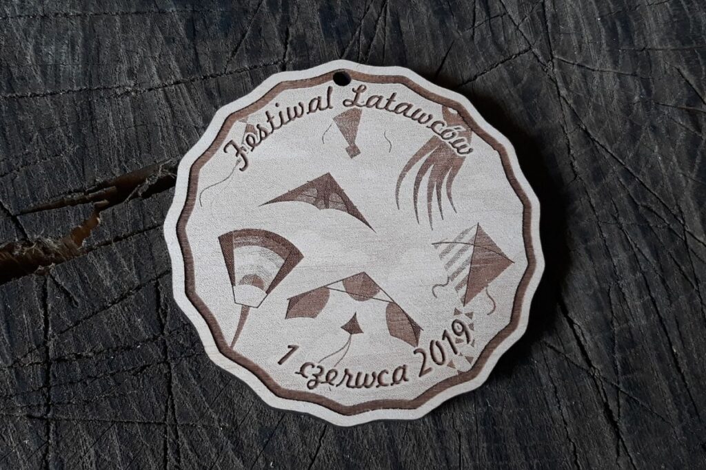 Festiwal Latawców – drewniane medale