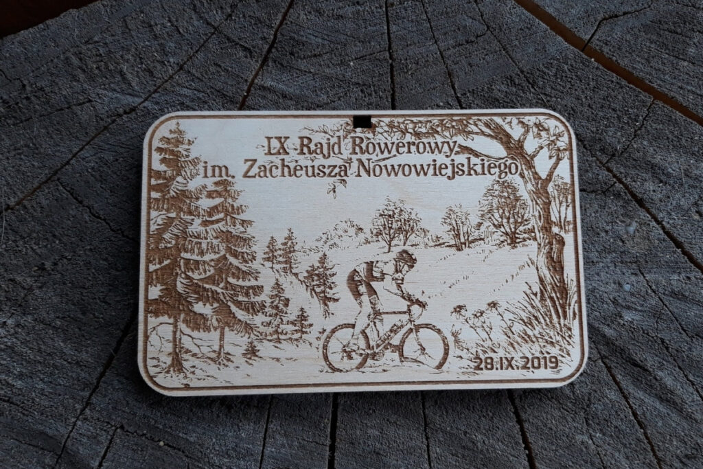 Propozycja drewnianego medalu na Rajd Rowerowy