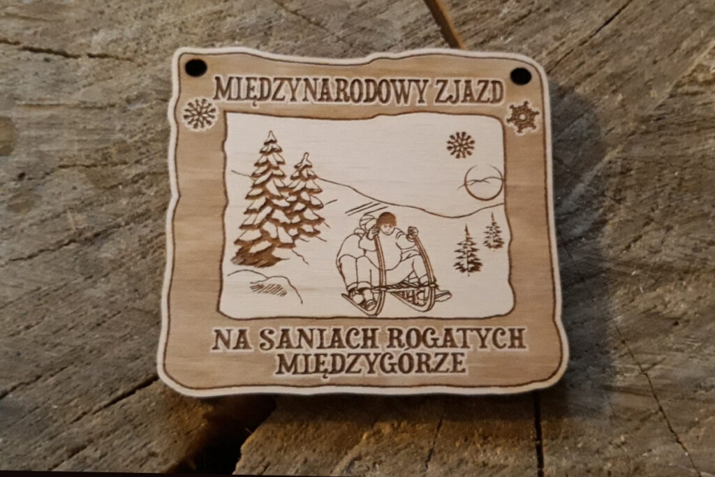 Zjazd na Saniach Rogatych – drewniane medale